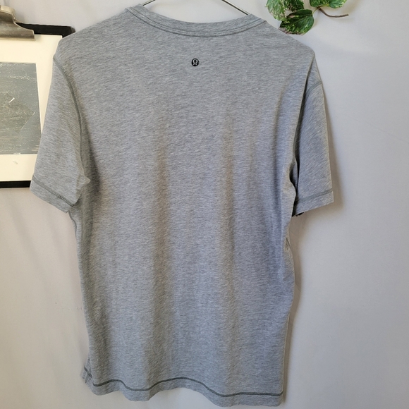 Lululemon 5 Year Basic Tee Heathered Medium Grey S - Picture 2 of 9